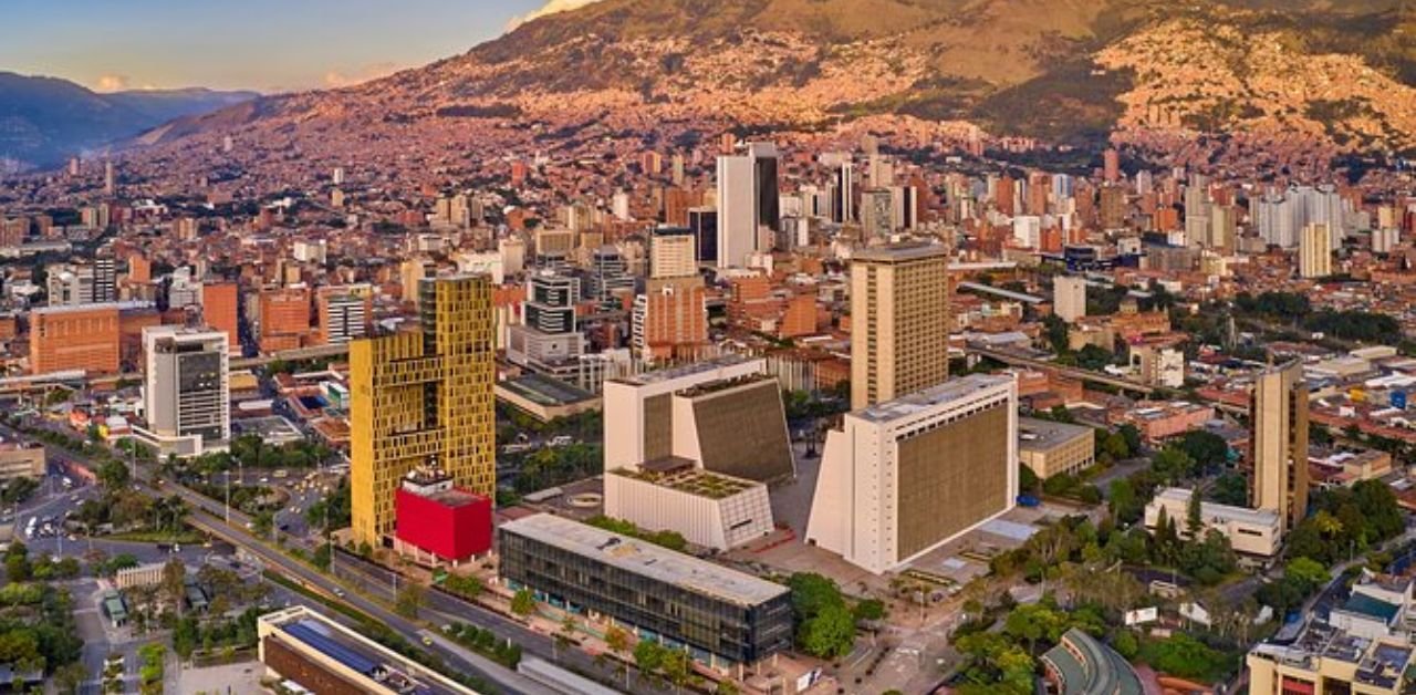 Spirit Airlines Medellín Office in Colombia